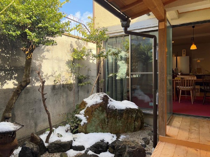 一楼咖啡馆，二楼自己住，有点太舒服了