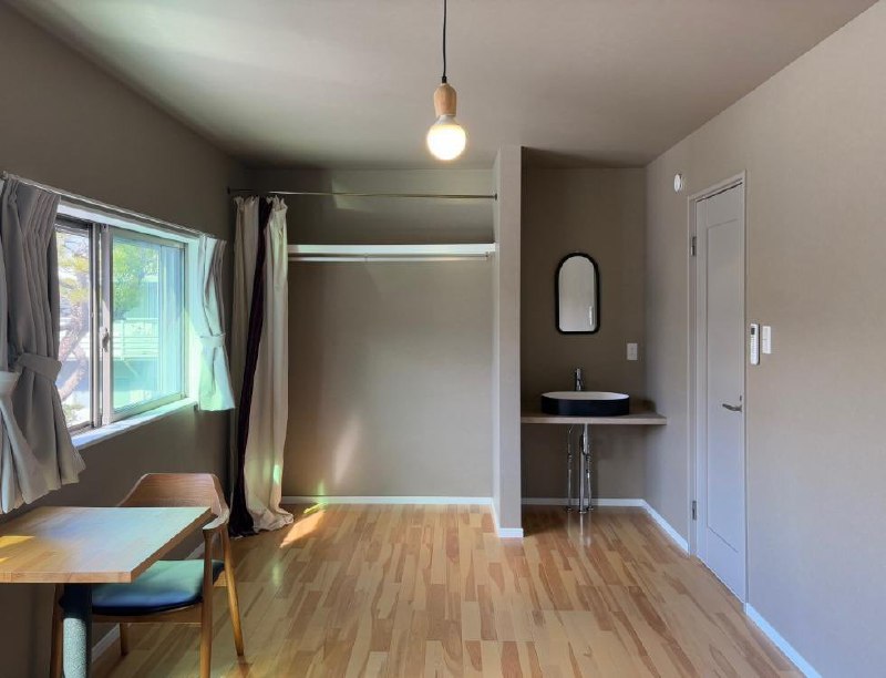 一楼咖啡馆，二楼自己住，有点太舒服了