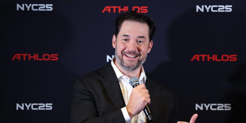 Reddit cofounder Alexis Ohanian says 'much of the internet is now dead'